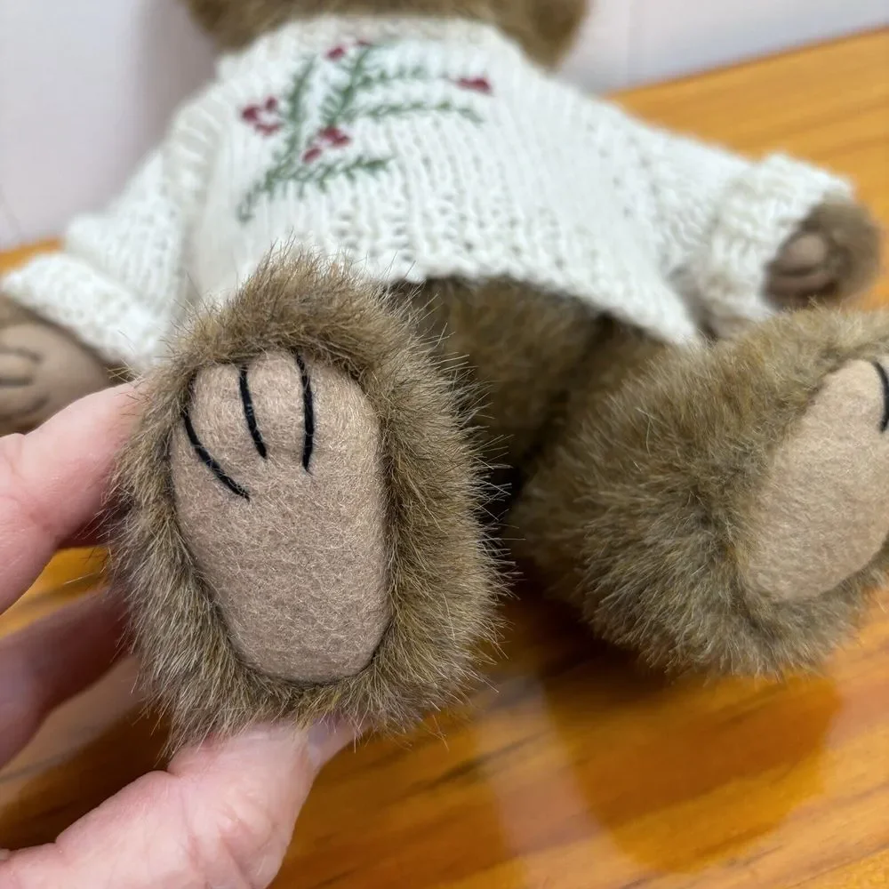 Boyds Bears celebrate holidays